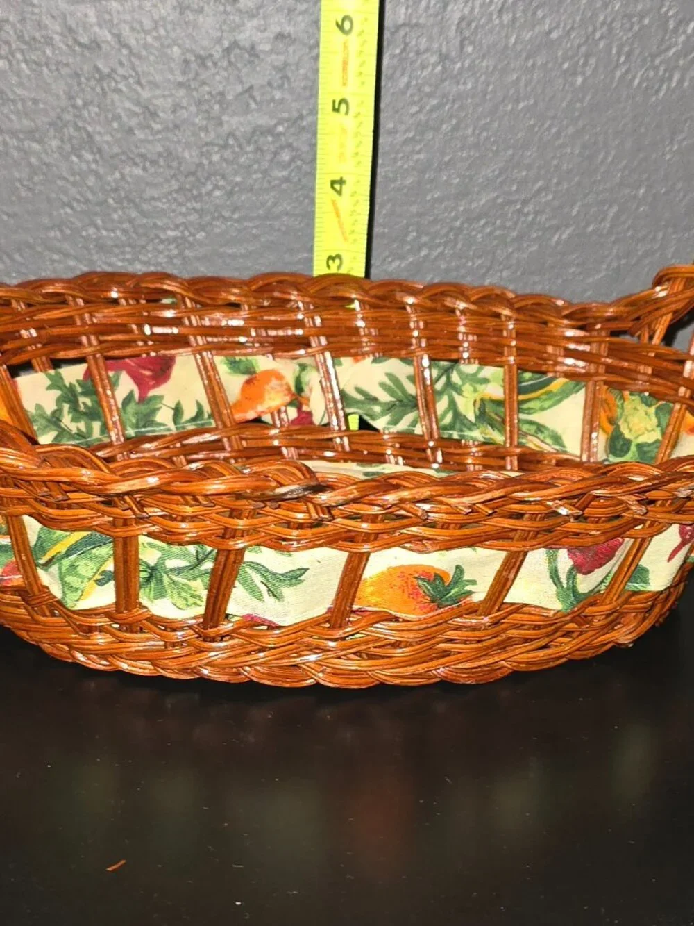 Woven Wicker Oval Bread Fruit Basket Vegetable Print Fabric Liner Kitchen Decor